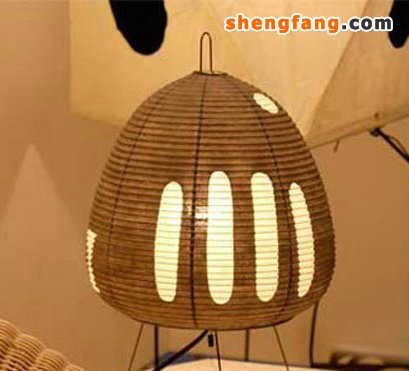 家居燈具如何安裝？