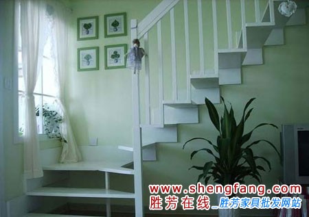閣樓樓梯設(shè)計 打造不一樣的家