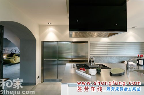 不同材質(zhì)裝點(diǎn)時尚空間