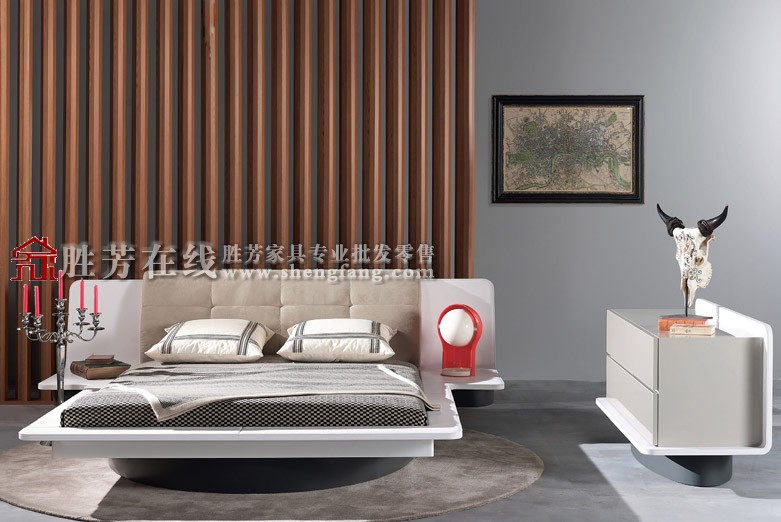 裝修簡(jiǎn)約樸素的臥室空間