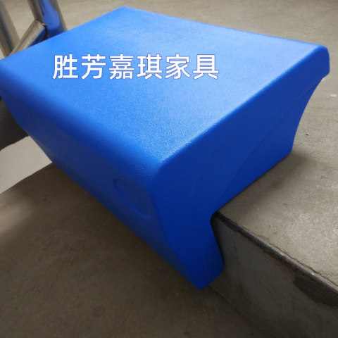 【嘉琪家具】U型平面椅-廠家直供中空吹塑椅面！中空吹塑看臺椅！質(zhì)保五年！