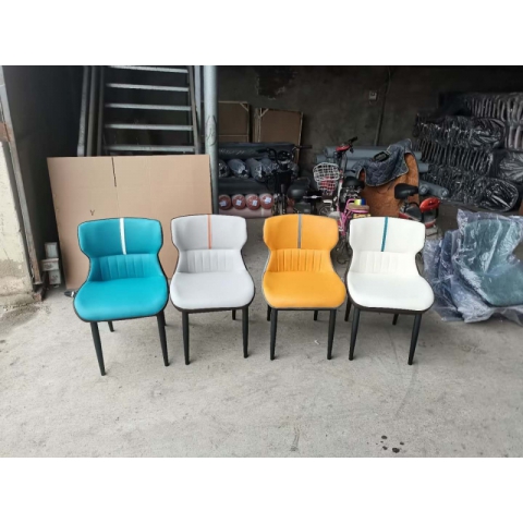 勝芳餐椅批發(fā) 餐椅 時尚餐椅 家用家具 時尚家具 現(xiàn)代餐椅 軟包餐椅 輕奢家具 北歐餐椅 軟包椅 磊梁家具