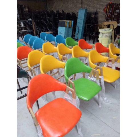 勝芳家具批發(fā)廠家，休閑椅，洽談桌椅，接待桌椅，咖啡桌椅組合  咖啡臺(tái)  小圓桌  三件套會(huì)客桌椅簡(jiǎn)約現(xiàn)代時(shí)尚  漫麗家具