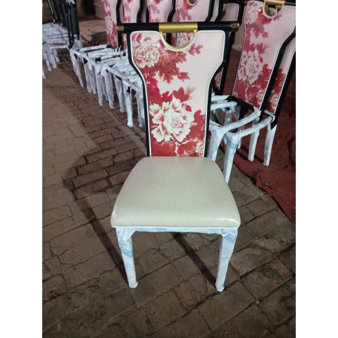 芳餐椅批發(fā) 新古典酒店餐椅 明清中式椅子大型酒店宴會(huì)椅 輕奢椅 中式椅 軟包椅 牛角椅 太師椅 休閑椅 酒店椅 主題餐廳椅 樂(lè)誠(chéng)家具