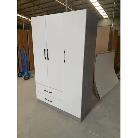 勝芳家具 家具批發(fā) 實木衣柜 三門外開衣柜 兩門外開衣柜 兩層三門衣柜 三門內(nèi)開衣柜 臥室家具 坤融家具