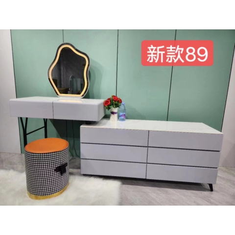 勝芳梳妝臺批發(fā) 現(xiàn)代簡約型 網紅小型化妝桌 輕奢 梳妝臺 梳妝桌 化妝柜 梳妝臺 化妝臺 化妝桌 廣興家具