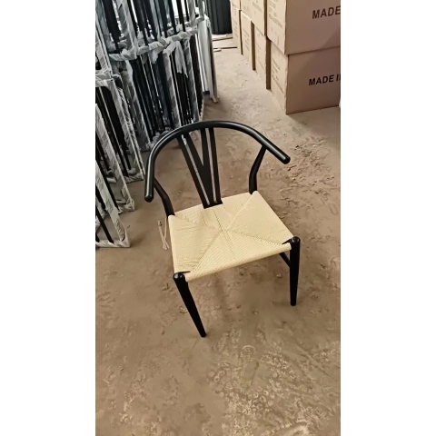勝芳家具批發(fā) 酒店椅 復(fù)古椅 軟包椅 賓利椅 中式椅 蝴蝶椅 實木椅 宴會椅 休閑椅 洽談椅 餐廳椅 包房椅 酒店家具 餐廳家具 客廳家具 博旭家具批發(fā)