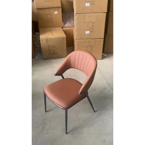 勝芳餐椅批發(fā) 餐椅 時(shí)尚餐椅 家用家具 時(shí)尚家具 現(xiàn)代餐椅 軟包餐椅 輕奢家具 北歐餐椅 軟包椅 博延家具