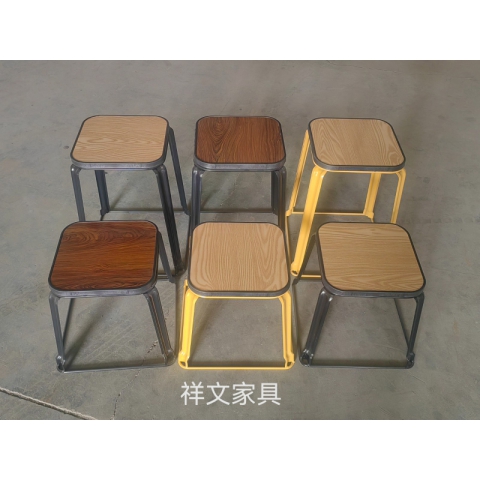 勝芳鐵腿凳子批發(fā) 三腿凳子 鐵質(zhì)凳子 鋼筋凳 套凳 圓凳 簡易家具 休閑凳子 客廳家具 餐廳家具 簡約家具 時(shí)尚凳子 祥文卓派家具