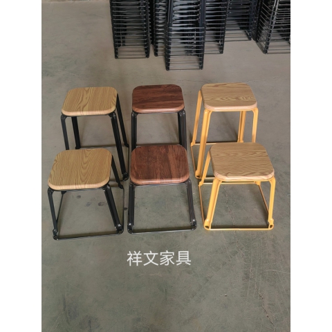 勝芳鐵腿凳子批發(fā) 三腿凳子 鐵質(zhì)凳子 鋼筋凳 套凳 圓凳 簡(jiǎn)易家具 休閑凳子 客廳家具 餐廳家具 簡(jiǎn)約家具 時(shí)尚凳子 祥文卓派家具