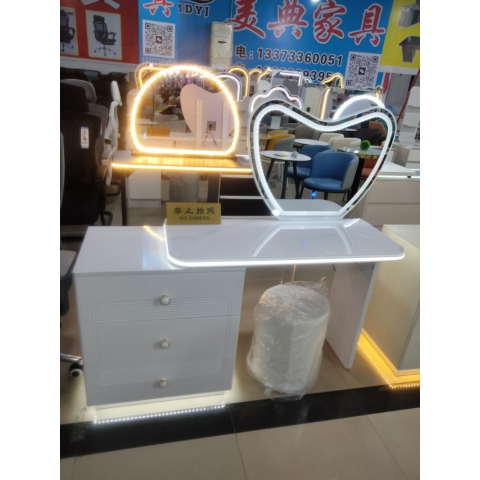 勝芳梳妝臺批發(fā) 現(xiàn)代簡約型 網(wǎng)紅小型化妝桌 輕奢 梳妝臺 梳妝桌 化妝柜 梳妝臺 化妝臺 化妝桌 美典雅居家具